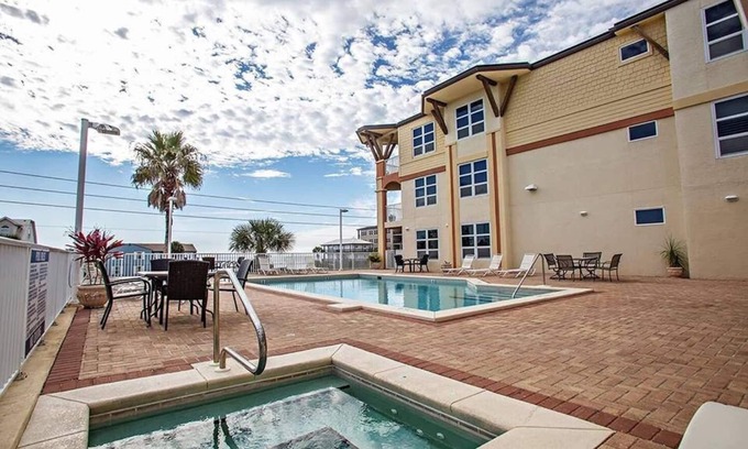 Mexico Beach Condo | Sep 15-19 Reduced! Oceanview Condo, Heated Pool, Hot Tub & Sauna!
