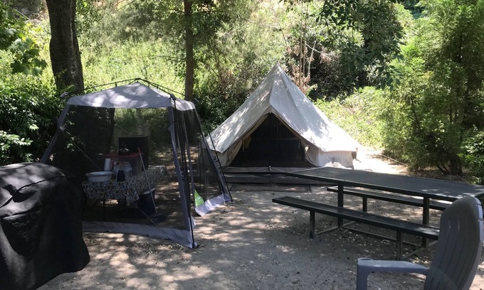 Three Rivers RV Rental | Sequoia Dawn