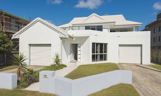 North Creek House | Serendipity - Large Family Home - Large Home for the Extended Family With Wifi