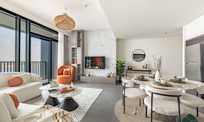 Dubai Apartment | Serene 2BR | Panoramic Sea View | Creek Edge | BMS