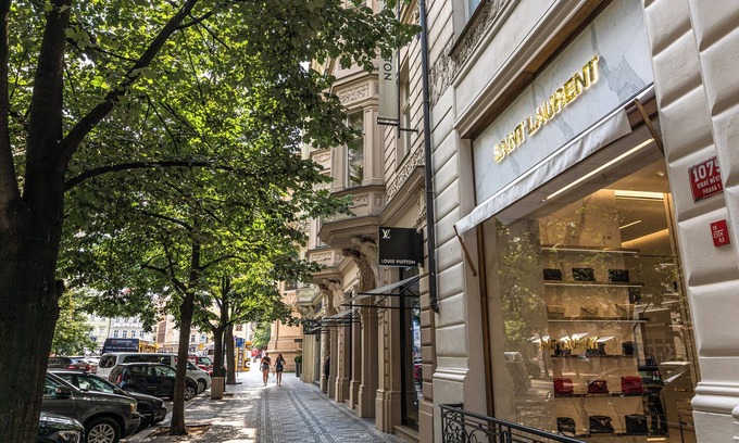 Prague 7 Apartment | Serene apartment in the heart of Prague