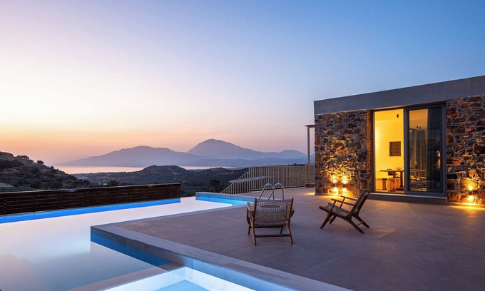 Kamilari Villa | Serene atmosphere, 50 sq.m pool, ultimate privacy!