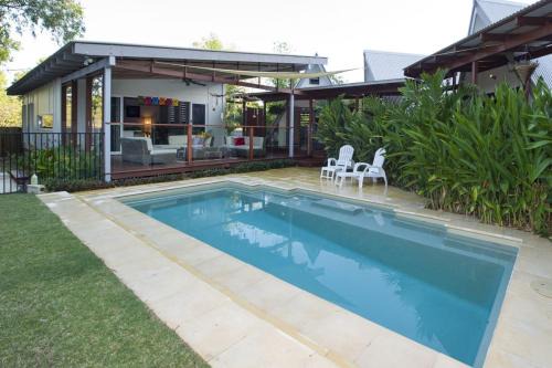 Nelly Bay House | Serene Place