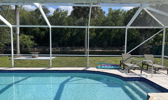 Golden Gate House | Serene private getaway/Pool/ private kitchen & Bath