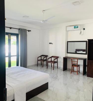 Dodanduwa Hotel | Serene Villa