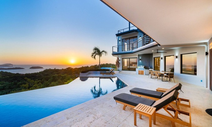 Potrero Villa | Serene Villa: Ocean View Pool, Rooftop Deck, 5 BR - Villa Vista Pacifico