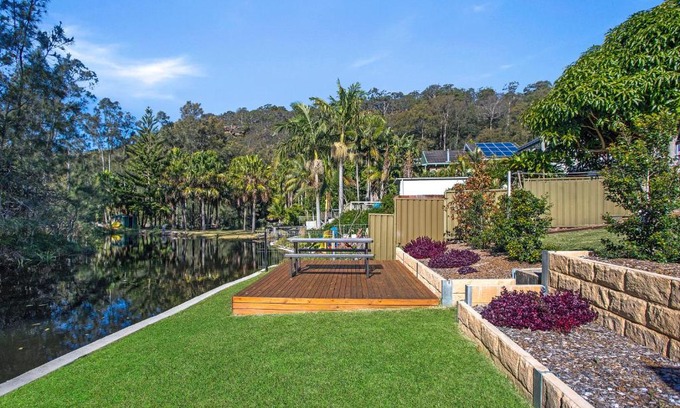 Umina Beach House | Serenity at Umina Beach Renovated Coastal Retreat