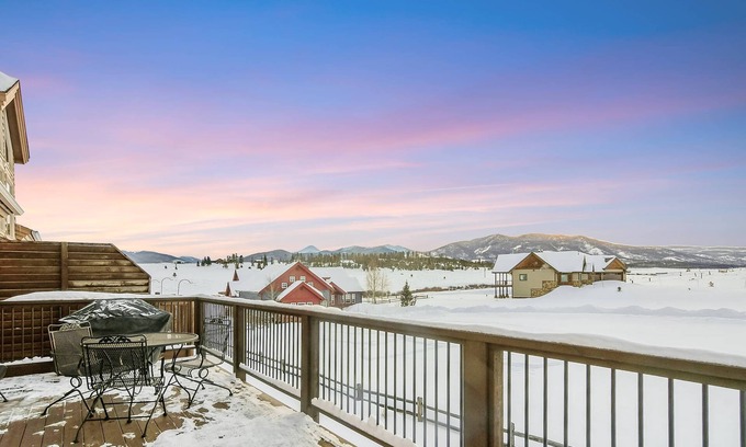 Tabernash Condo | Serenity, Hot Tub & Views - Mountain Getaway