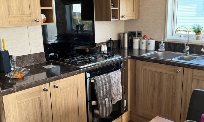 Winestead Cabin | Serenity Lodge Retreat in Withernsea