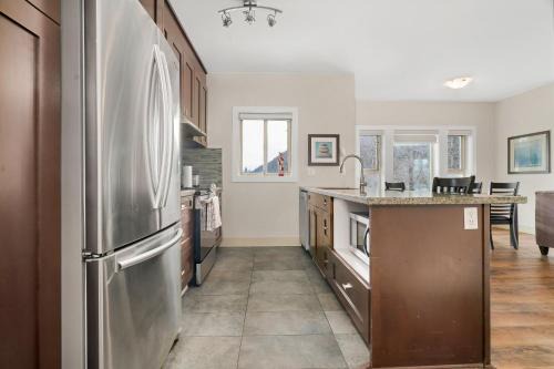 Harrison Hot Springs Apartment | Serenity Luxe 2BR unit in Harrison