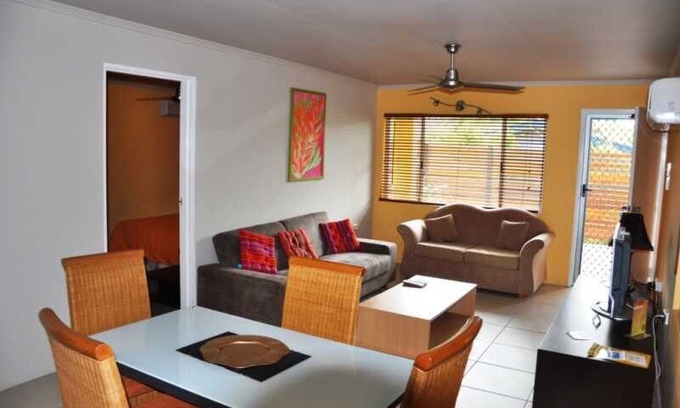 Picnic Bay Apartment | Serenity on Magnetic Unit 6