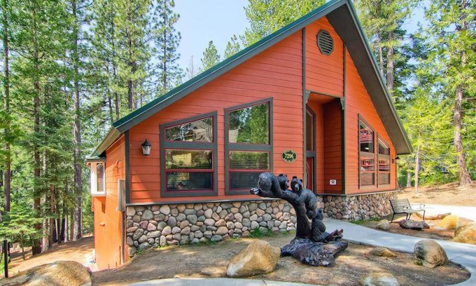 Yosemite West House | Serenity Pines