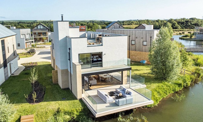 Warmwell House | Serenity (WI27), Silverlake, Dorset