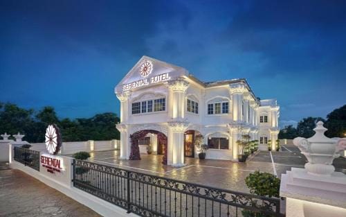 Seri Tanjung Pinang Hotel | Seriental Hotel I check in 3pm-11pm only