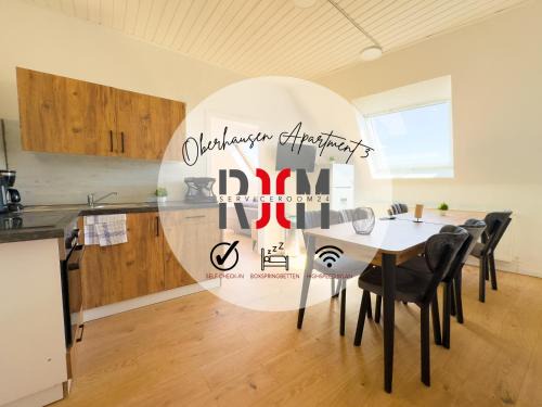 Oberhausen Apartment | Serviceroom24 - Apartment 3 in Oberhausen WLAN - Smart-TV - 24-7 Check-in und Küche