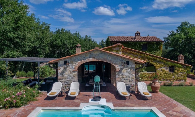 Gaiole in Chianti Villa | Sestuccia, Gaiole in Chianti, Siena and Chianti