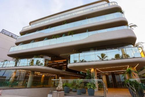 Cabo Branco Apartment | Setai Yacht Stilo V - By Almare Flats