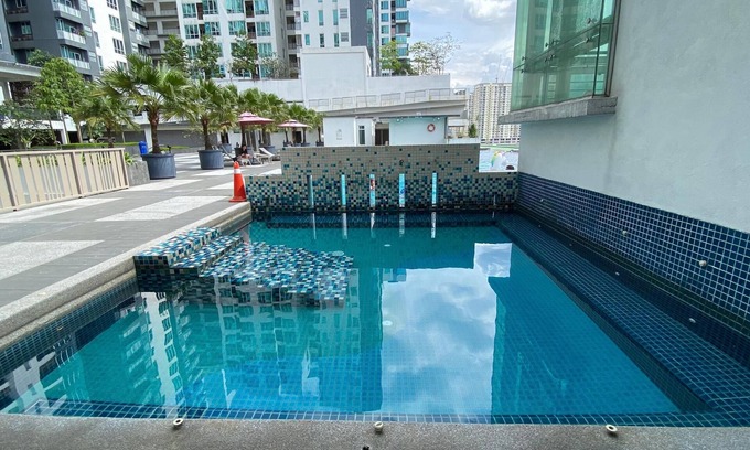 Danau Kota Apartment | SETAPAK CENTRAL MALL KLCC VIEW & NETFLIX STUDIO