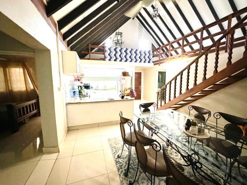 Port Vila House | Seven Star Lodge