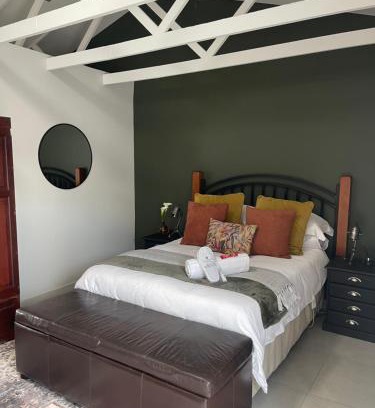 Secunda House | Seven