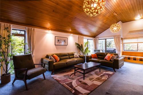 Hanmer Springs House | Seventeen on Cheltenham
