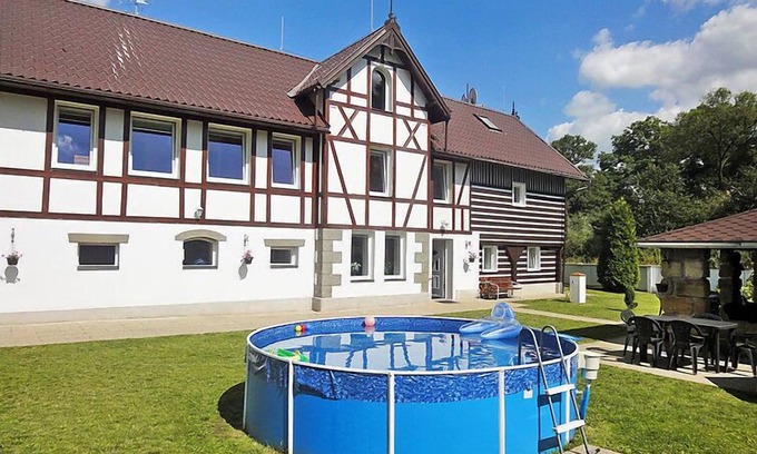 Kravare House | Sezímky by Interhome