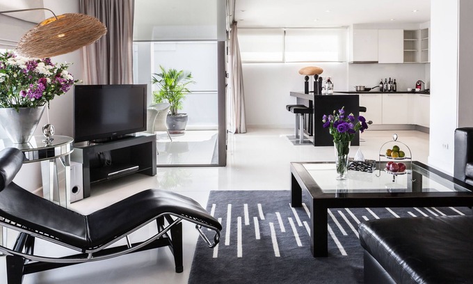 Patong House | (SHA Plus) BYD Lofts /1 Bedroom Grand Deluxe Suite - Room Only - Patong Beach