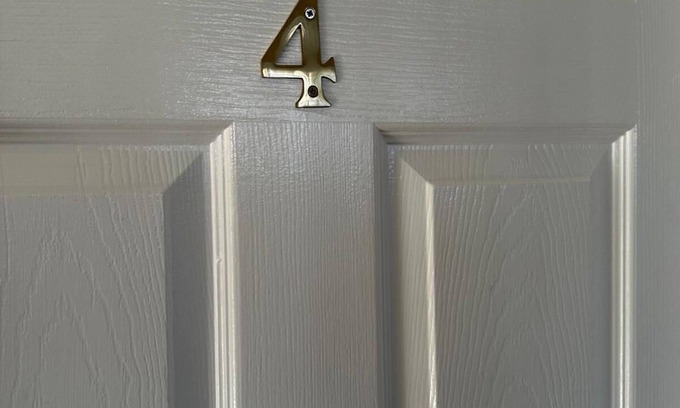 Baglan Bed & Breakfast | Sha's Pad, ROOM 4, SINGLE BED - shared shower room with 1 other