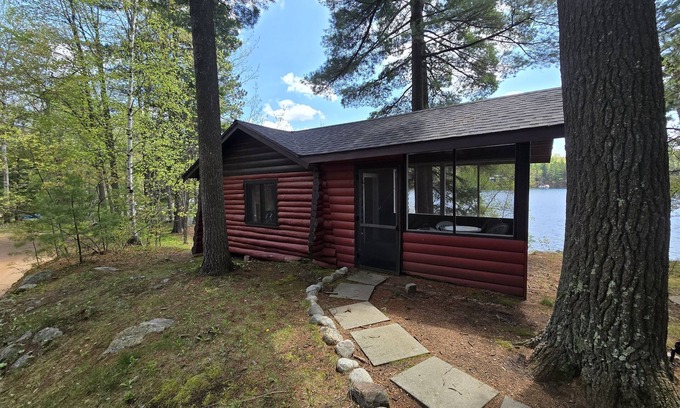 Rhinelander Cabin | Shady Rest Cabin #6, Lakefront, Beach, Dock, Swimming, Firepit