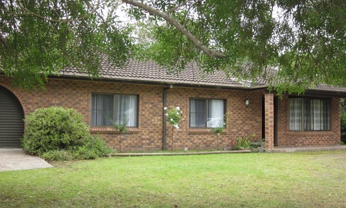 Barrington House | Shady Trees Barrington