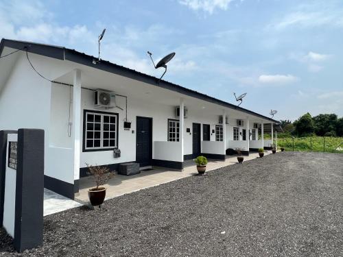 Pulau Indah House | SHAH HOMESTAY Studio Pulau Indah