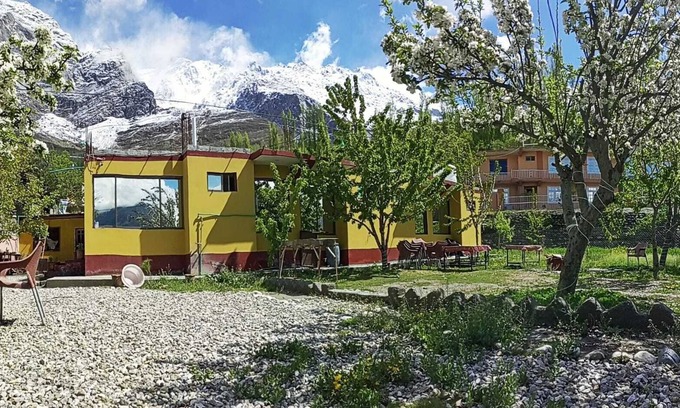 Hunza Resort | Shaheen Resort Hunza Karimabad