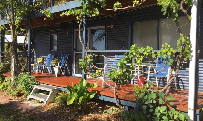 Port Vincent Apartment | SHAKIN' SHACK
