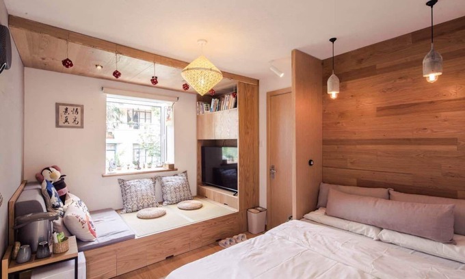 Jing'an Bed & Breakfast | Shanghai Hills & Gefii Sixteen Cats close to Jing'an Temple
