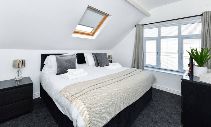 Alvaston Apartment | Shardlow Road - Radiant 1Bedroom Apartment equipped with a flat TV and free Wifi