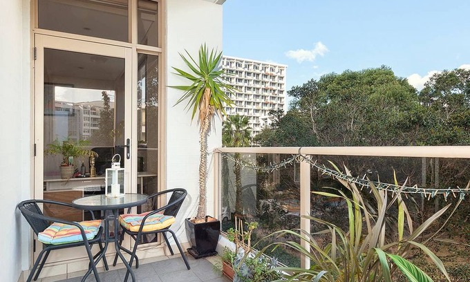 Waterloo Apartment | Shared Inner City Palace
