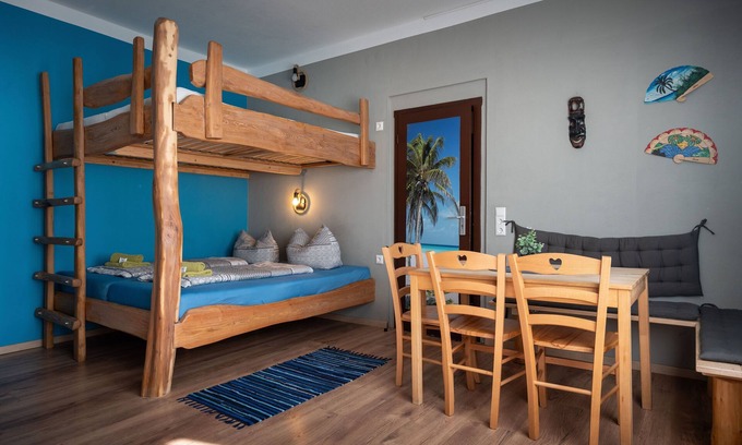 Rothenburg/O.L. Bed & Breakfast | Shared room for up to 5 people - Pension Cubana