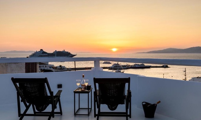 Mykonos Apartment | She Mykonos - The Residency