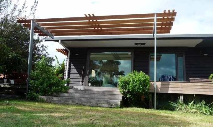 Surfdale House | Shelly Beach Home and Studio, seaside views galore