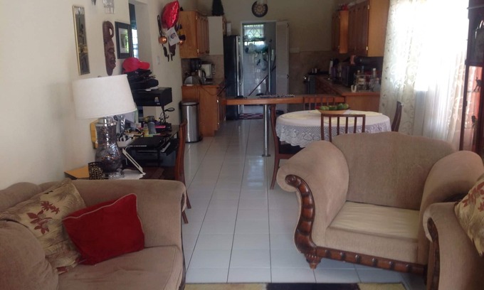 Husbands House | Shep's Room Rentals free WiFi.