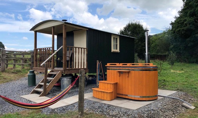 Oswestry Other | Shepherds Hut at The Retreat