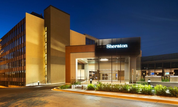 Bloomington Hotel | Sheraton Bloomington Hotel