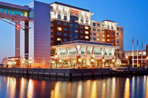 Erie Hotel | Sheraton Erie Bayfront Hotel