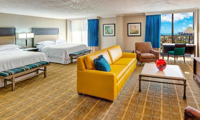 Sand Key Resort | Sheraton Sand Key Resort