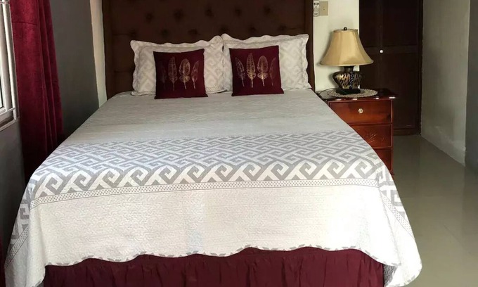 Pembroke Hall Apartment | Sherlene’s home away from home