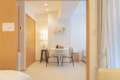 Chinatown Apartment | SHIKA HOME 横滨中华街 高级公寓 适合家庭 多人 Luxury Family Living near Chinatown キッチン完備 家族やグループに落ち着きある空間