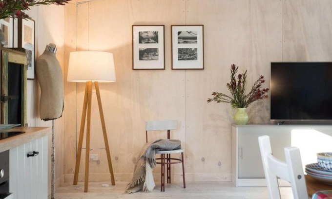 Bullarto South House | Shillings and Pence