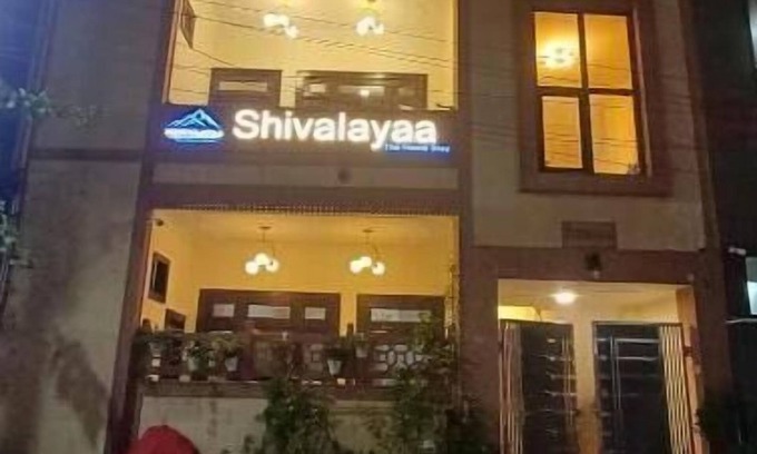 Agra Apartment | Shivalayaa - Deluxe Double Room No. 2