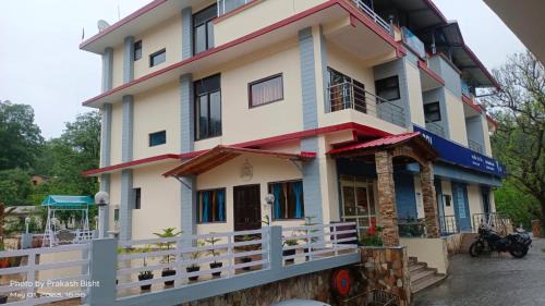 Almora Hotel | Shivalik River Retreat
