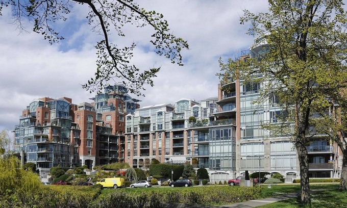 James Bay Condo | Shoal Point Executive Condo - listing #110